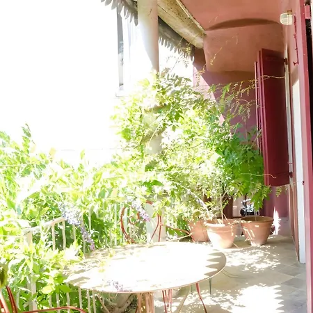 Bed & Breakfast Mas Abicou Vezenobres